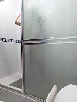 jose5320 20 online show from 10-22-25, 04:17