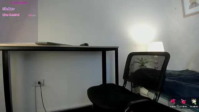 Caroline dh online show from 03-04-26, 11:29