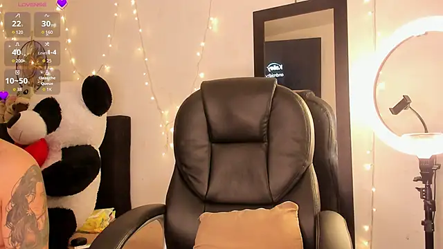 Carlasxdreams online show from 11-05-25, 05:54