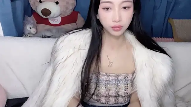 Lili-2 online show from 01-31-26, 07:12