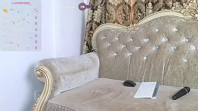 Snapshot of Betty_Blamee chatting on 03-06-25, 11:58 Betty Blamee online show from 03-06-25, 11:58