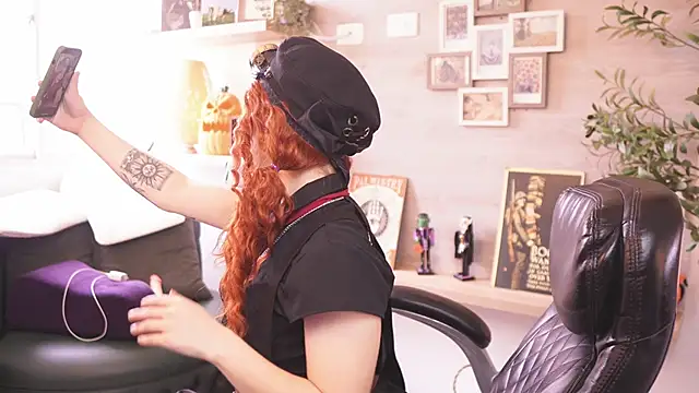 Dear Morgan online show from 10-31-25, 07:32