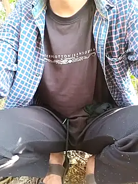 Snapshot of Piyush_2024 chatting on 03-04-25, 11:08 Piyush 2024 online show from 03-04-25, 11:08