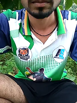 Snapshot of Piyush_2024 chatting on 09-19-25, 01:09 Piyush 2024 online show from 09-19-25, 01:09