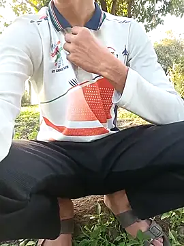 Snapshot of Piyush_2024 chatting on 02-26-25, 11:32 Piyush 2024 online show from 02-26-25, 11:32