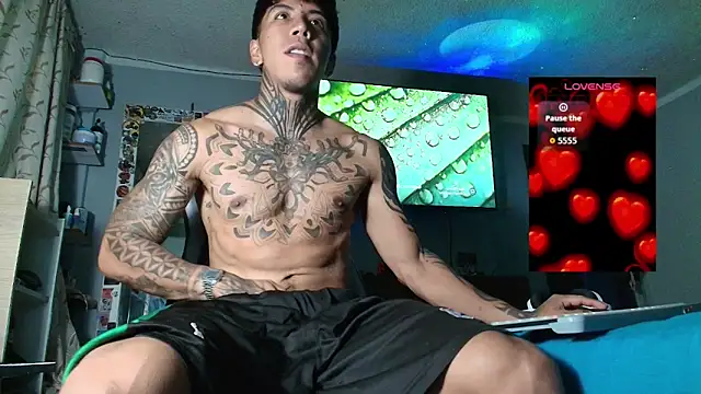 Nickhot0609 online show from 02-27-26, 02:45