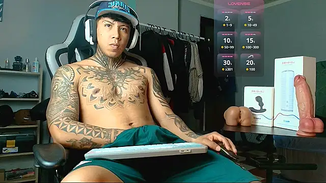 Nickhot0609 online show from 09-25-25, 12:11