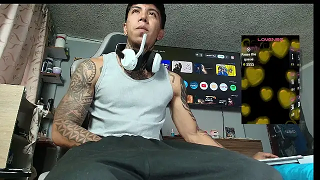 Nickhot0609 online show from 02-20-26, 10:44