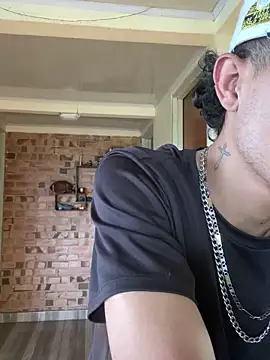 Edward Milleer online show from 02-06-26, 07:43