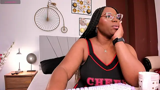 Makena gh online show from 09-24-25, 03:35