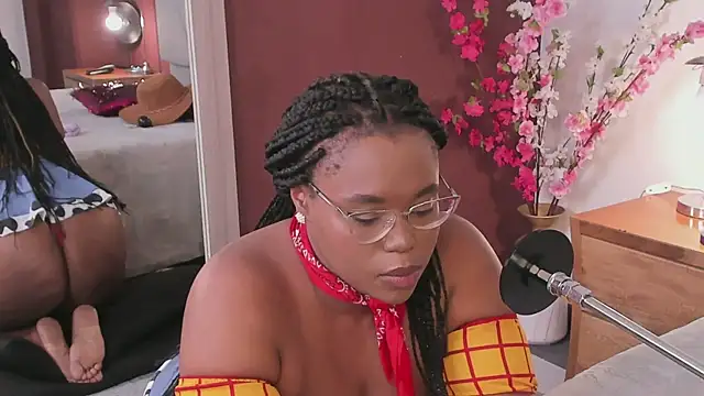 Snapshot of Makena_gh chatting on 07-05-26, 03:11 Makena gh online show from 07-05-26, 03:11