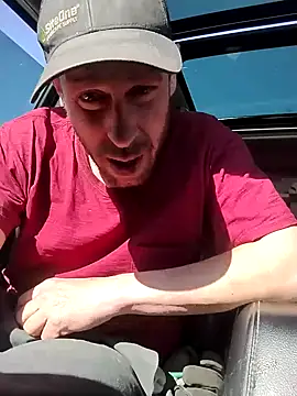 Snapshot of axelongshaft69 chatting on 02-21-26, 05:37 axelongshaft69 online show from 02-21-26, 05:37