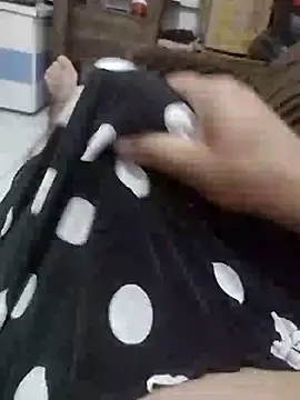 Snapshot of Malubrotudo chatting on 02-23-25, 10:31 Malubrotudo online show from 02-23-25, 10:31