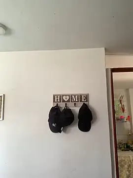 Snapshot of Jestebanano chatting on 03-09-25, 06:43 Jestebanano online show from 03-09-25, 06:43