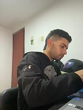 Snapshot of Jestebanano chatting on 10-30-25, 07:06 Jestebanano online show from 10-30-25, 07:06