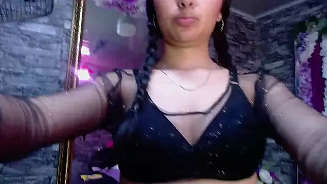 Mia Bonnie  online show from 02-20-25, 05:55