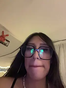 AleFantasy0001 online show from 03-17-26, 04:04