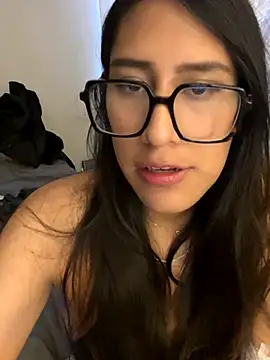 Snapshot of AleFantasy0001 chatting on 10-22-25, 09:24 AleFantasy0001 online show from 10-22-25, 09:24