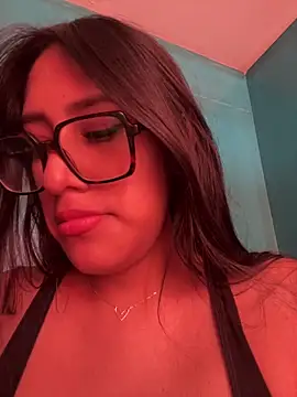 AleFantasy0001 online show from 02-03-26, 05:18