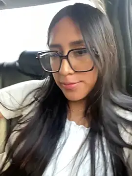 AleFantasy0001 online show from 11-30-25, 10:43