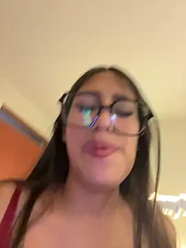 AleFantasy0001 online show from 02-13-26, 05:51