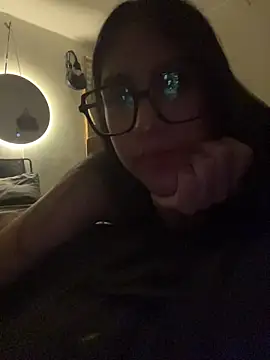 AleFantasy0001 online show from 03-22-26, 03:54
