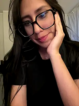 Snapshot of AleFantasy0001 chatting on 10-11-25, 04:13 AleFantasy0001 online show from 10-11-25, 04:13