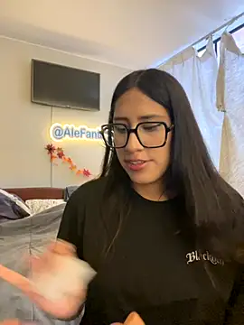 AleFantasy0001 online show from 11-23-25, 05:56