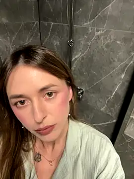 Sophie Enzo online show from 10-16-25, 08:06