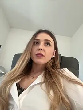 Sophie Enzo online show from 03-20-25, 12:22