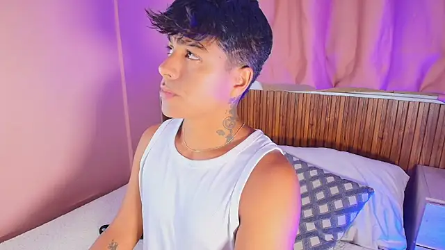 kiing azahell online show from 04-04-26, 02:18