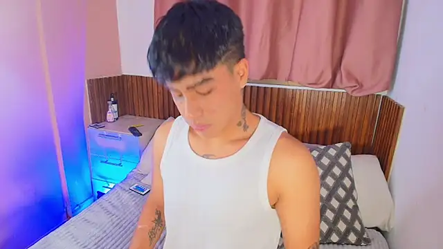 kiing azahell online show from 02-07-26, 11:57