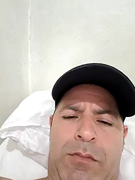 Marciogrei online show from 10-23-25, 09:46