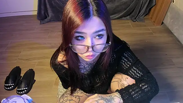 Yuriko May online show from 03-07-25, 07:38