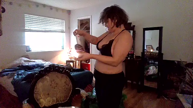 sophiarica online show from 06-02-26, 05:46