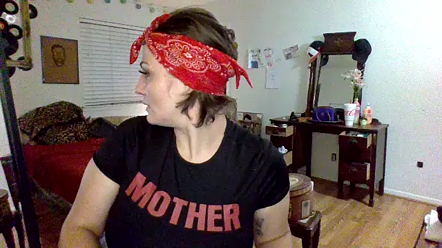 sophiarica online show from 04-24-26, 10:17