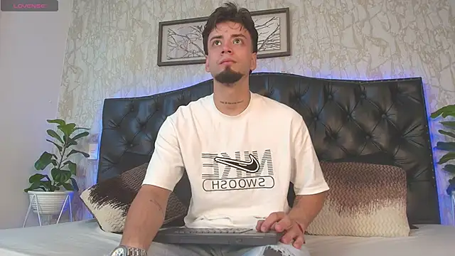 MattDevon online show from 02-24-26, 04:13