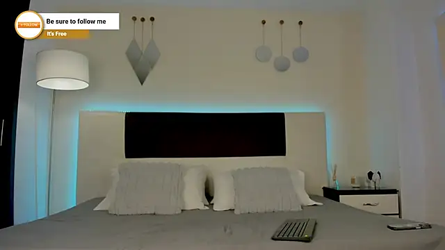 MattDevon online show from 01-08-26, 04:07