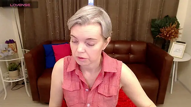 Cutie Erikaa1 online show from 03-21-25, 02:28