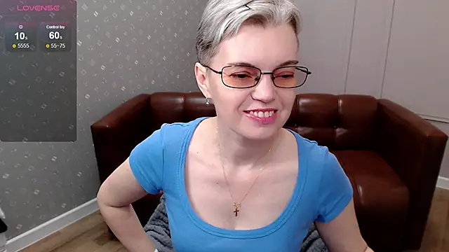 Cutie Erikaa1 online show from 04-07-26, 02:13