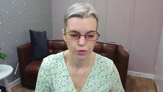 Cutie Erikaa1 online show from 12-20-25, 02:14