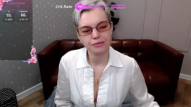 Cutie Erikaa1 online show from 04-19-26, 02:23