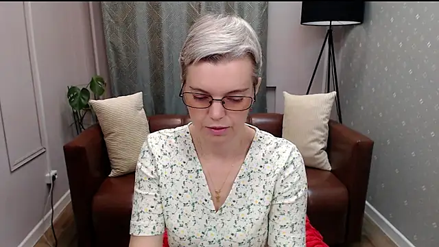 Cutie Erikaa1 online show from 10-18-25, 02:24