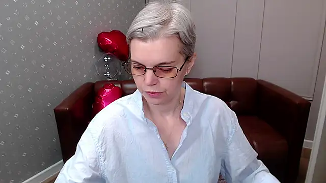 Cutie Erikaa1 online show from 02-18-26, 02:09