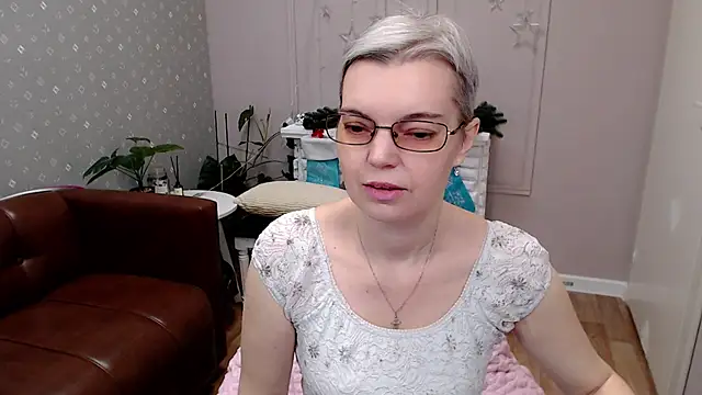 Cutie Erikaa1 online show from 01-10-26, 02:18