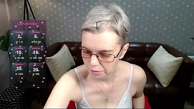 Cutie Erikaa1 online show from 09-20-25, 02:49