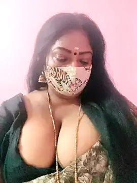 Snapshot of maniisha chatting on 02-15-25, 10:42 maniisha online show from 02-15-25, 10:42