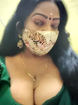 Snapshot of maniisha chatting on 10-06-25, 07:36 maniisha online show from 10-06-25, 07:36