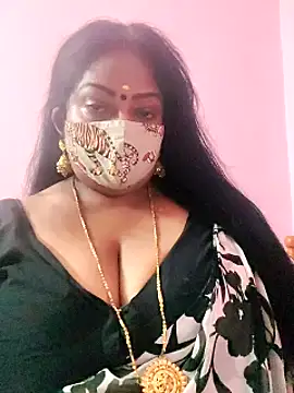 Snapshot of maniisha chatting on 02-08-25, 08:32 maniisha online show from 02-08-25, 08:32