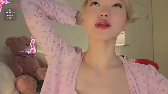 milli sun  online show from 02-21-26, 05:09